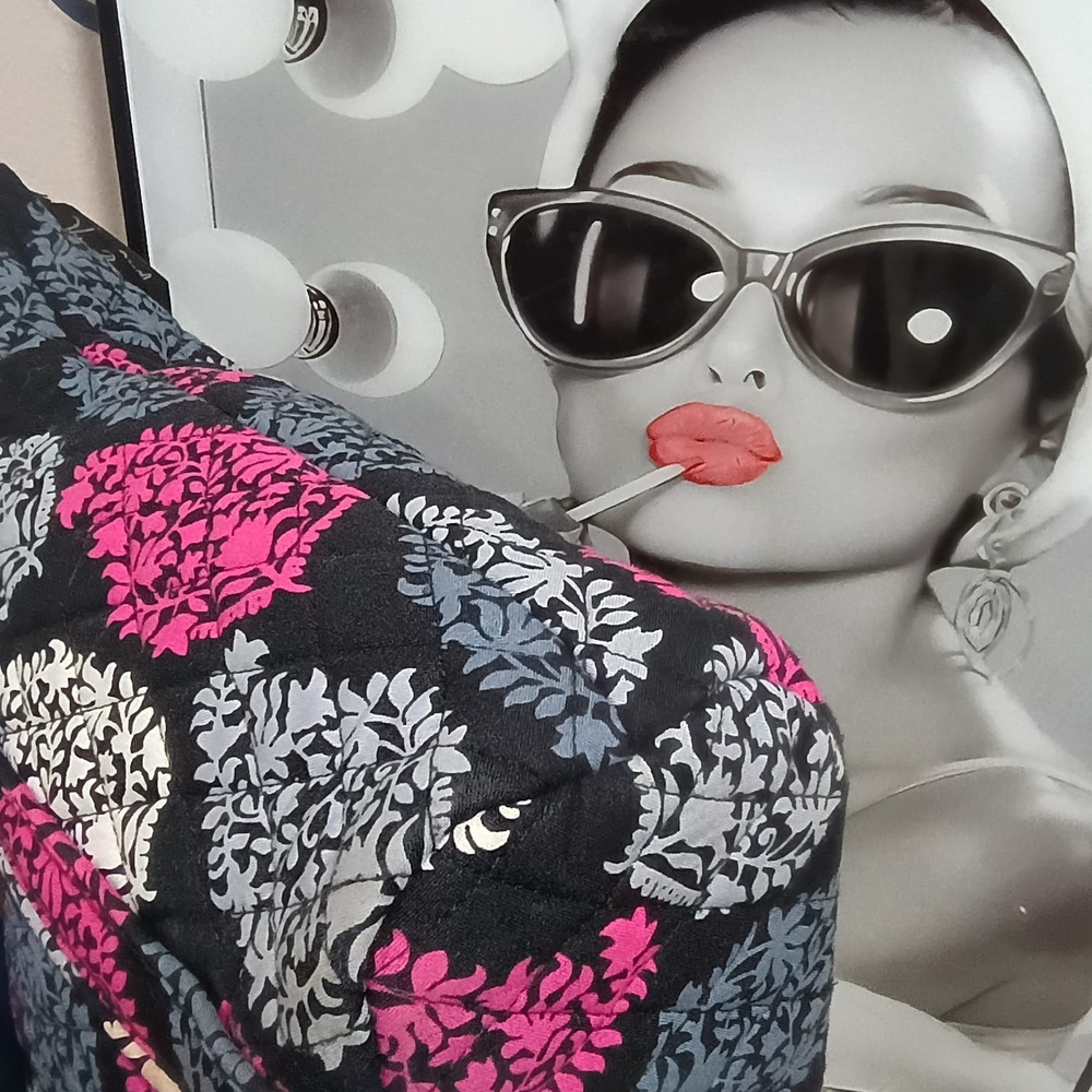 Vera Bradley Black and Pink Leaf Pattern Tote - Picture 5 of 13